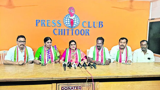 సూపర్‌ సిక్స్‌ అట్టర్‌ ఫ్లాప్‌