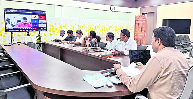 స్పెషల్ డ్రైవ్ చేపట్టండి