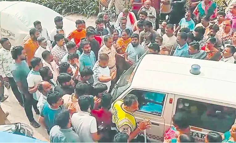 subhashnagar double bedroom incident
