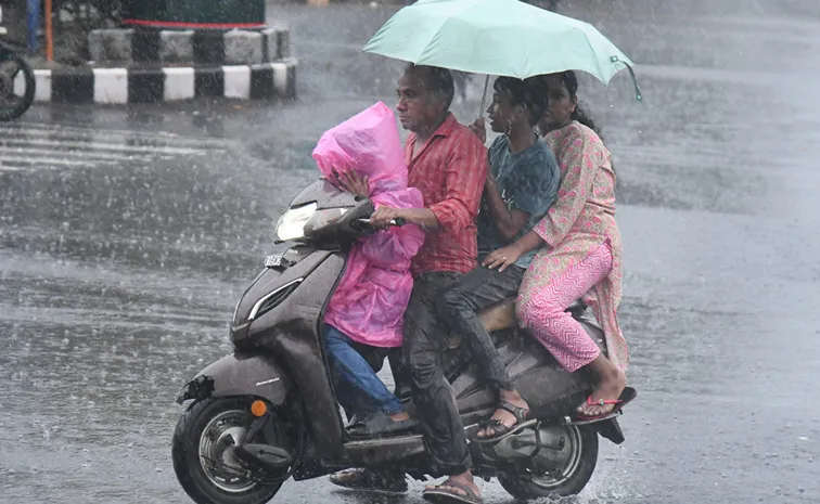 Heavy Rain Fall Across In AP