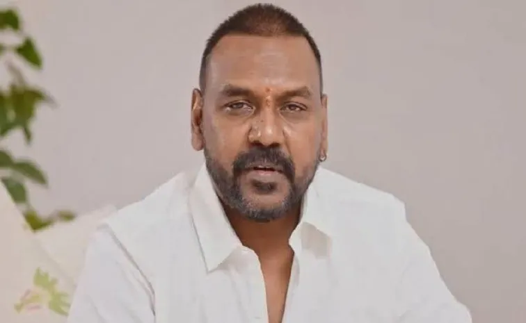 Raghava Lawrence Reacts 80-Years-Old Man Selling Sweets In Train