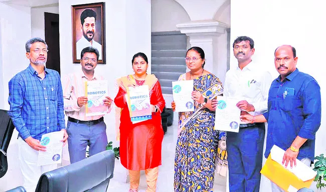 రోబోటిక్స్‌ సైన్స్‌ వర్క్‌షాప్‌ రిపోర్ట్‌ అందజేత