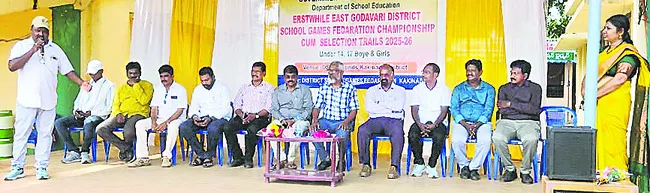 క్రీడల్లో రాణిస్తే ఉన్నత శిఖరాలు