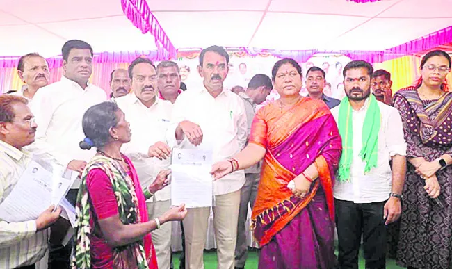 అర్హులందరికీ సంక్షేమ పథకాలు