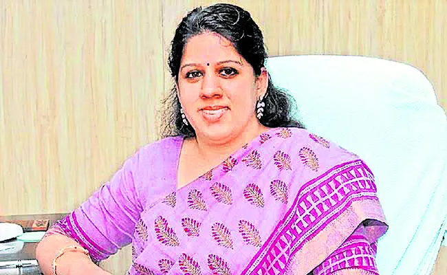 పల్నాడు జిల్లా కలెక్టర్గా కృతికా శుక్లా నియామకం