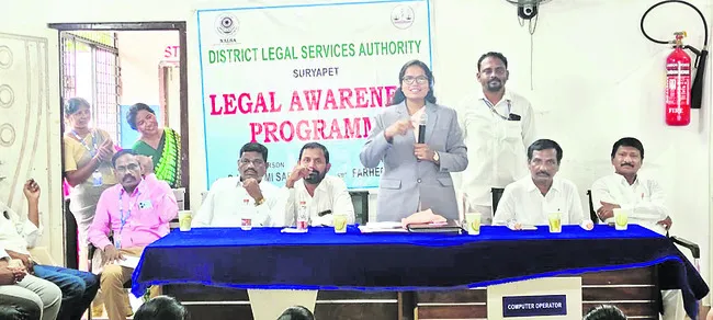 విద్యార్థులు చెడువ్యసనాలకు దూరంగా ఉండాలి