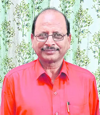 పోలీసులు అత్యుత్సాహం ప్రదర్శిస్తున్నారు