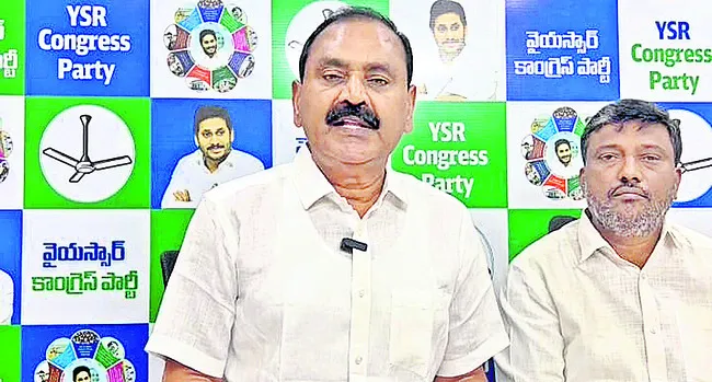 వేదపారాయణదారుల ఇంటర్వ్యూల రద్దు సరికాదు