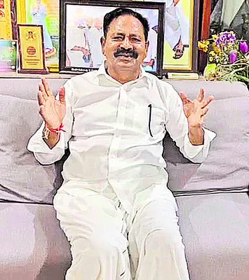 ప్రాథమిక హక్కులను కాలరాస్తున్న కూటమి