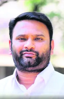 కూటమి సర్కార్ తీరు అప్రజాస్వామికం