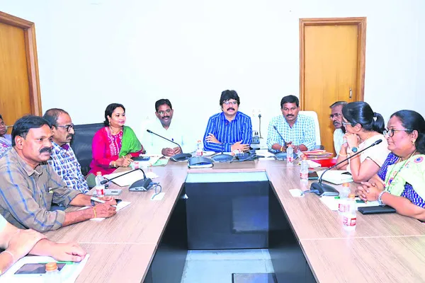 ఆరోగ్య భవిష్యత్ మహిళల చేతుల్లోనే..