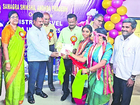 ఘనంగా