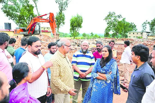 యుద్ధ ప్రాతిపదికన పూర్తి చేయాలి