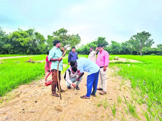 ఇసుక మేట.. తొలిగేదెలా?