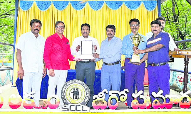 రక్షణలో ఆదర్శంగా నిలవాలి
