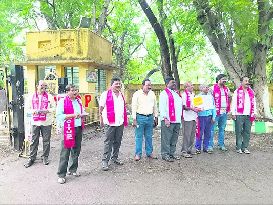 సొంతిల్లే కావాలి