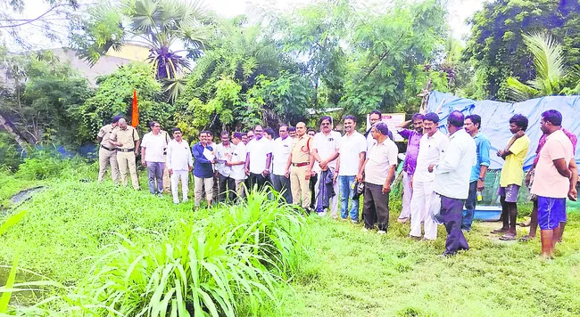 దేవస్థానానికి చెరువుల స్వాధీనం