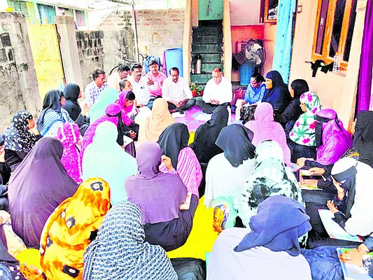లాంలో ఎన్ఆర్ఎల్ఎమ్ కేంద్ర బృందం పర్యటన