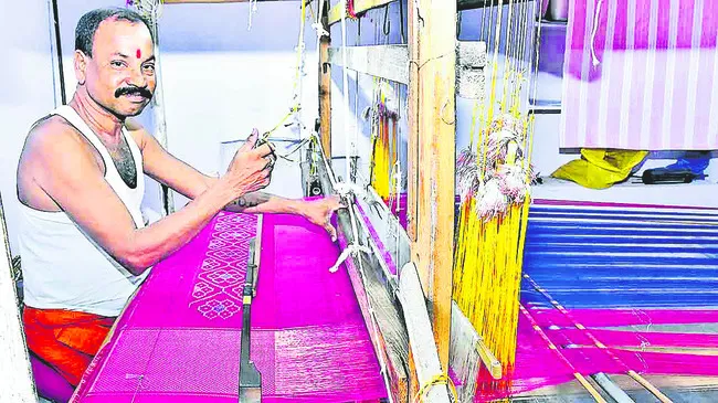 చేనేత.. సమస్యల కలబోత
