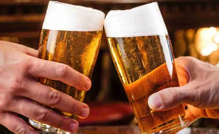 Delhi mulls lowering legal drinking age for beer to 21 years