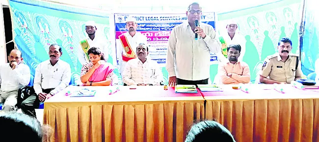 రాజీమార్గమే ఉత్తమం 