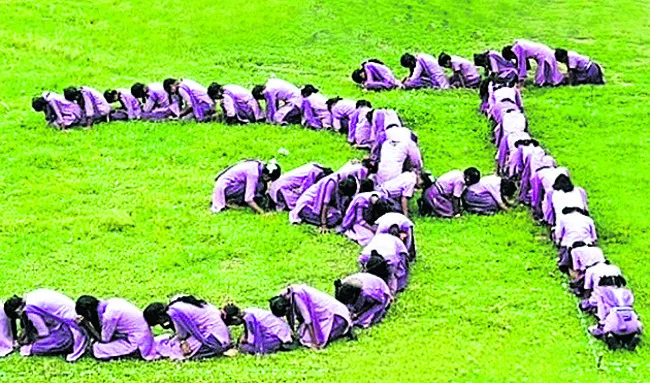 హిందీ