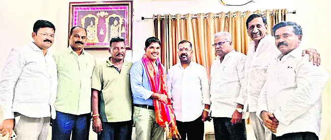 అథ్లెటిక్స్‌ మీట్‌ ప్రతిష్టాత్మకంగా నిర్వహిద్దాం