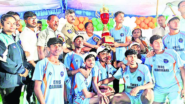ఓటమిని గెలుపుగా మలుచుకోవాలి