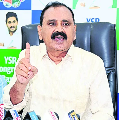 ప్రశ్నించే గళంపై ప్రతీకారం 