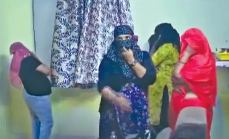 స్పా ముసుగులో గుట్టుగా వ్యభిచారం
