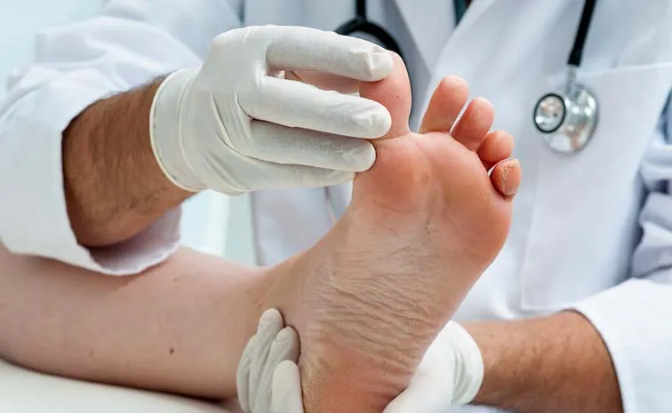 Health Tips: Diabetes Foot Care: Tips for Healthy Feet & Preventing ...
