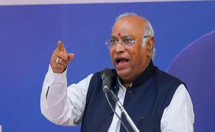 Mallikarjun Kharge slams PM Narendra Modi visit to Manipur