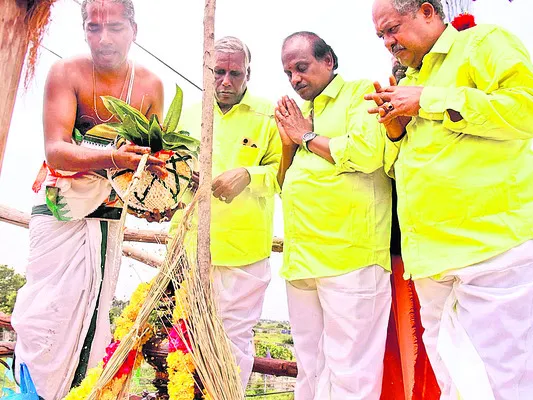 వైభవం.. మహాకుంభాభిషేకం 