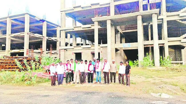 ప్రభుత్వమే నిర్వహించాలి