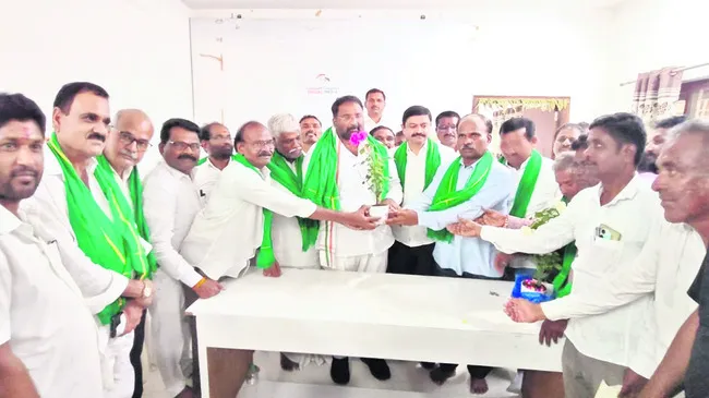 లక్ష ఎకరాలకు