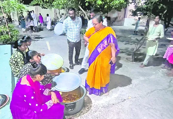నాణ్యమైన భోజనం అందించండి
