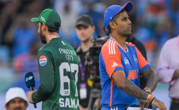 ముదురుతున్న IND-PAK 'షేక్‌ హ్యాండ్‌' వివాదం