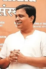 Congress Foul Over Land Allotment to Acharya Balkrishna5