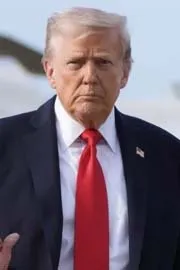 Trump Urges Foreign Firms To Invest in America and Train US workers12