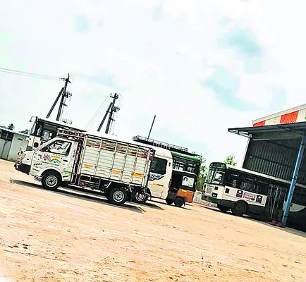 దందా.