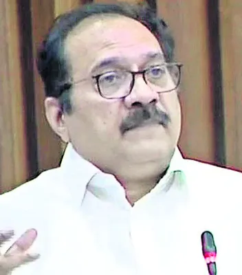 కేసులు పెట్టడం సరికాదు 
