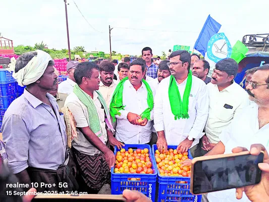 నమ్మించి ముంచడమే బాబు నైజం