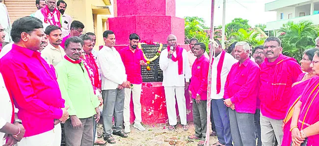 కమ్యూనిస్టులే.. సాయుధ పోరాట వారసులు