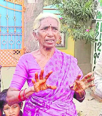పట్టపగలే చైన్‌ స్నాచింగ్‌ 