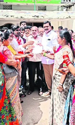 ఇచ్చిన హామీలను నెరవేర్చాలి