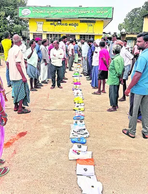 మధ్యాహ్నం వరకే 45 టన్నులు ఖాళీ