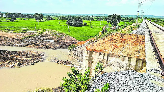 ఆగిన రైలు కూత..!