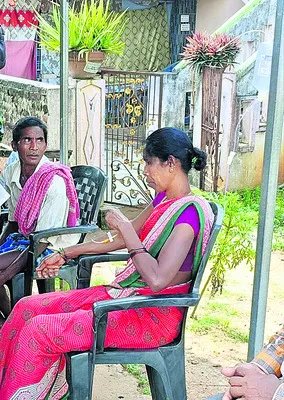 ● ప్రాణాలతో చెలగాటం 