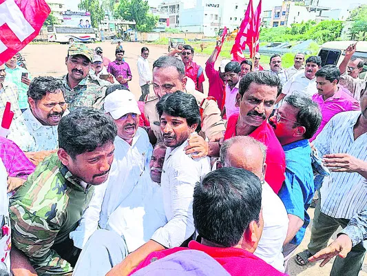 ● ‘పాఠశాలల రక్షణ కోసమే రణభేరి’ 