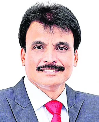 కొనుగోళ్లు తగ్గినా.. మార్కెట్‌ దూసుకుపోతోంది 
